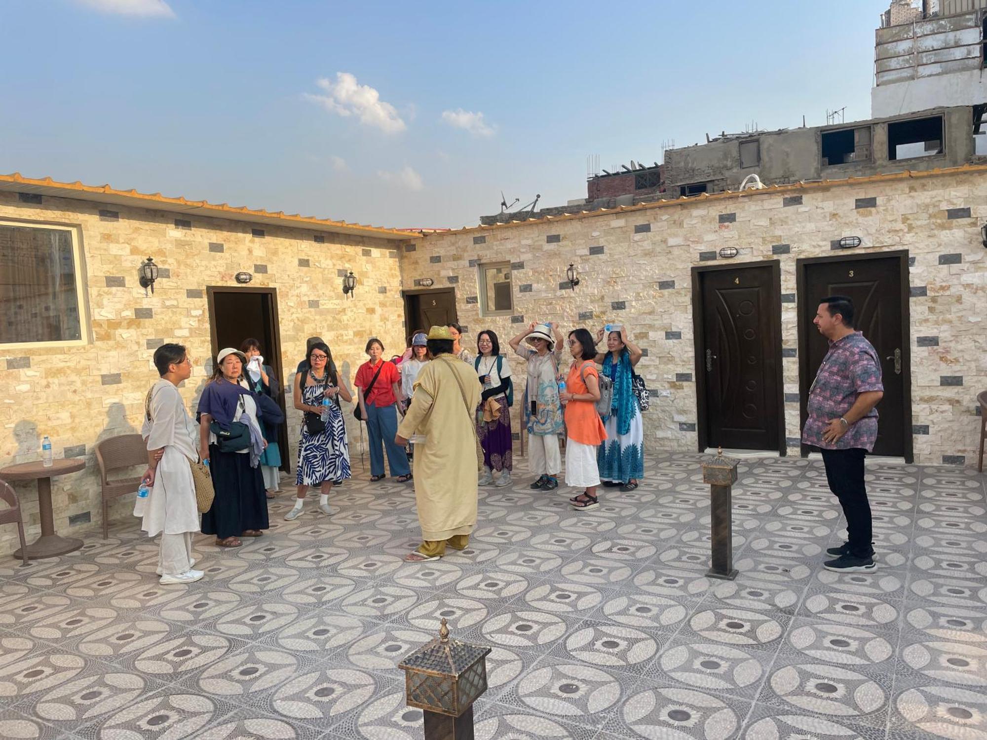 Sphinx Palace Pyramids View Inn Kafret el-Gabal Exterior foto