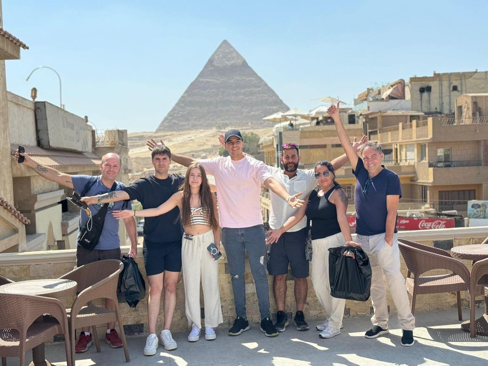 Sphinx Palace Pyramids View Inn Kafret el-Gabal Exterior foto